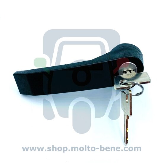 MB1286 Achtergreep huif Piaggio Ape 50 Cache poign&eacute;e arri&egrave;re Griff kasten Rear handle 257094 slot lock