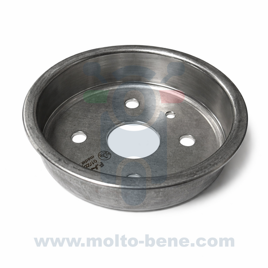 MB0335 Remtrommel voorwiel Vespa 50 V5A1T 158252 99304 70175 Vorderradbremstrommel Front wheel brake drum  Tambour de frein de 