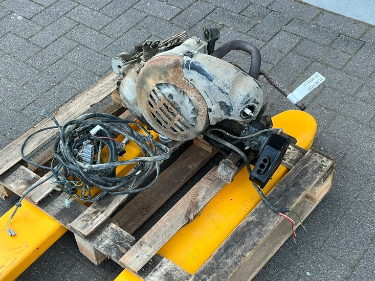 Piaggio Ape 50 TL6T Engine motor for sale TL3M 16537