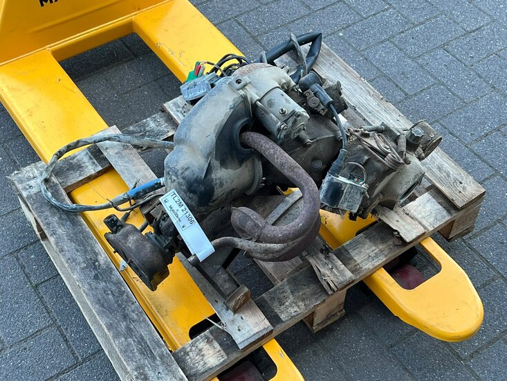 Piaggio Ape 50 TL4T Engine motor for sale TL2M 21306