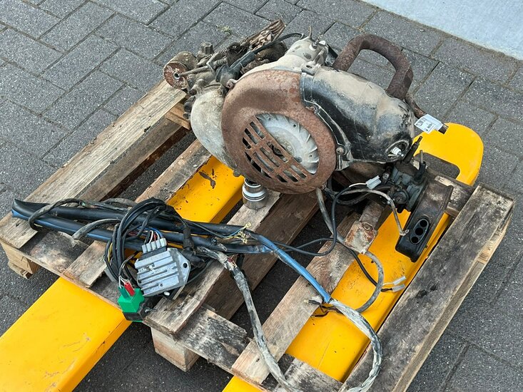 Piaggio Ape 50 TL4T Engine motor for sale TL2M 21306