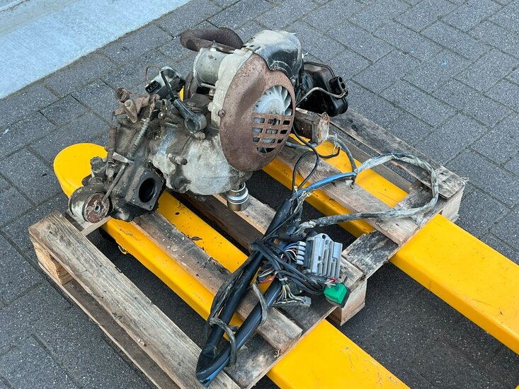 Piaggio Ape 50 TL4T Engine motor for sale TL2M 21306