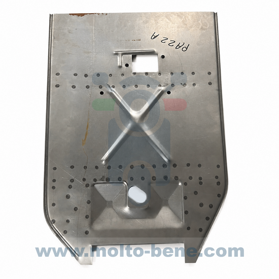 MB0705 Bodemplaat Vespa V50 50 125 Plaatwerk Floorplate Sheetmetal Trittblech Reparaturblech Plaque de sol T&ocirc;le de r&eacute;paration