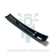 MB0458 Nippel Spatbord Zwart Vespa 50 90 125 Primavera ET3 Mudguard Crest Black Kotfl&uuml;gelnippel Schwarz Cr&ecirc;te de garde boue P