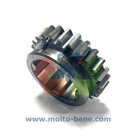 GEBRUIKT: Achteruit tandwiel  Z24 Piaggio Ape TM